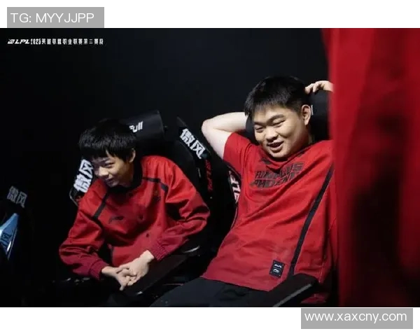 赛后复盘BLG与FPX对战中的战术意识与团队配合分析